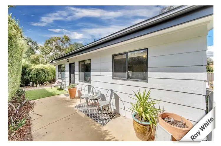 16b Clark Close, Spence ACT 2615