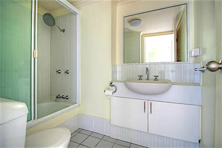 Fifth view of Homely unit listing, 9/55 Thorn Street, Kangaroo Point QLD 4169