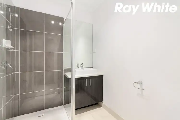 Fifth view of Homely house listing, 15 Cascade Way, Pakenham VIC 3810