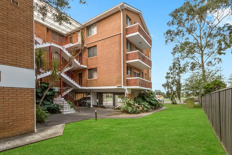2/15-17 First Street, Kingswood NSW 2747