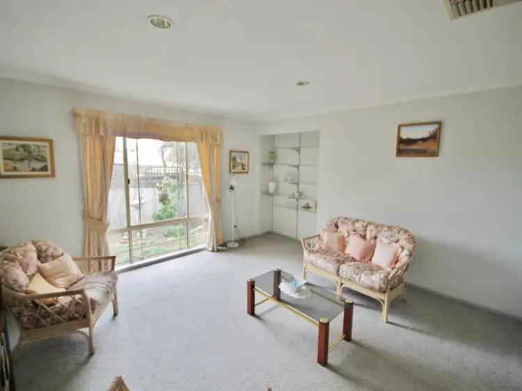 Sixth view of Homely house listing, 40 Pineview Circuit, Young NSW 2594