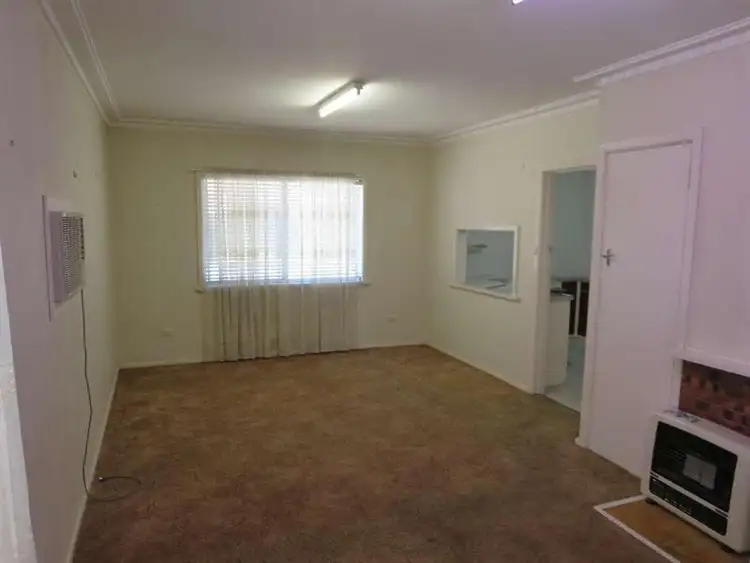 Fourth view of Homely unit listing, 4/1005 Sylvania Avenue, North Albury NSW 2640