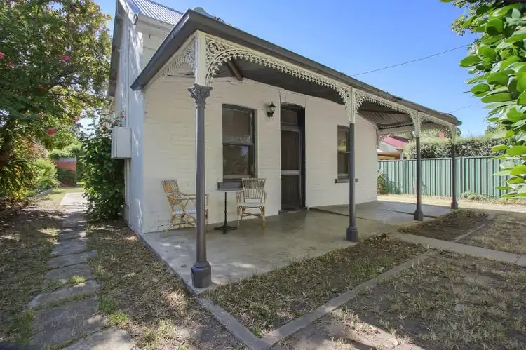 738 Young Street, Albury NSW 2640