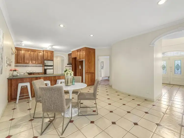 Sixth view of Homely house listing, 7 Rinaldi Court, Carindale QLD 4152