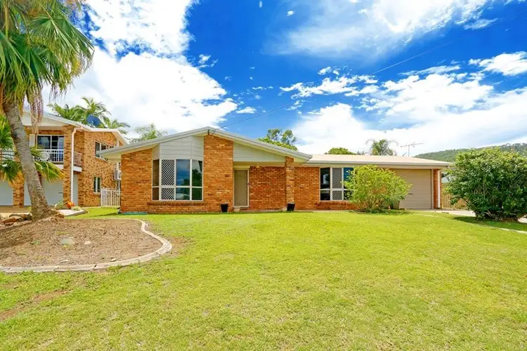 14 Lorrikeet Court, Norman Gardens QLD 4701