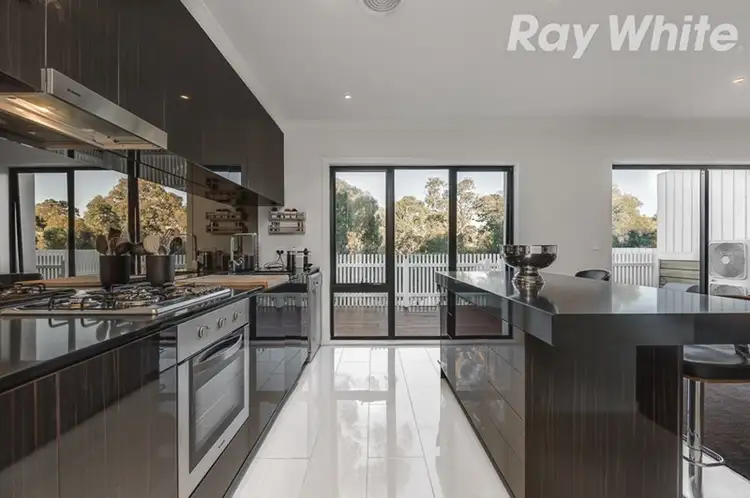 Fourth view of Homely townhouse listing, 25 Greenwich Crescent, Bundoora VIC 3083