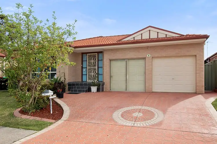 6 Delambre Place, Hinchinbrook NSW 2168