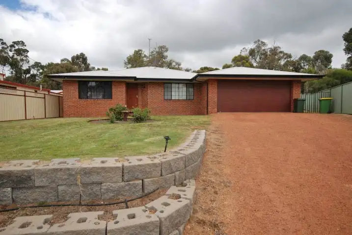 14 Short Street, Narrogin WA 6312