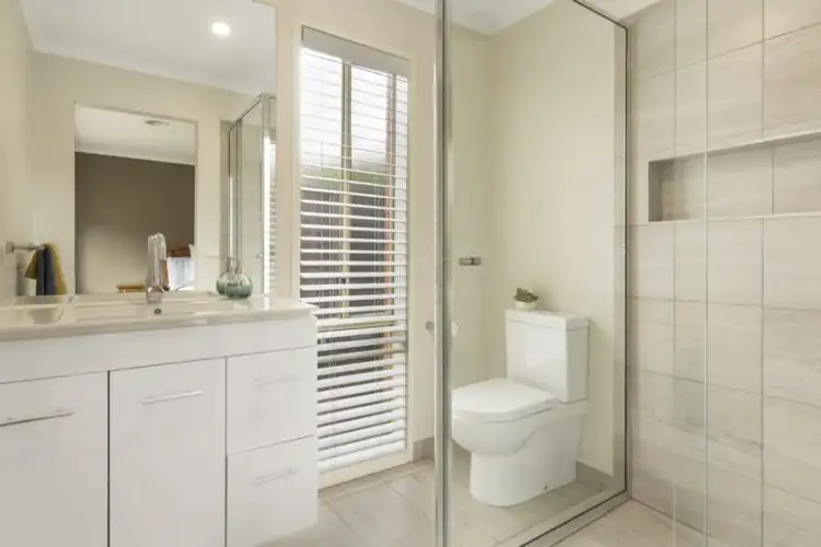 Sixth view of Homely house listing, 25 Hindmarsh Drive, Manor Lakes VIC 3024