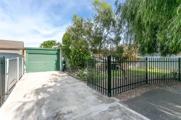 733 Military Road, Taperoo SA 5017