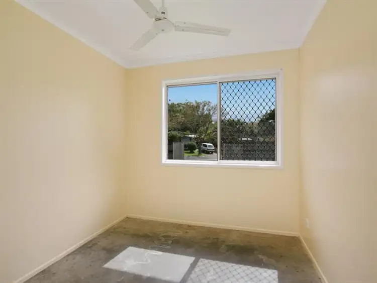 Seventh view of Homely house listing, 4 Deacon Court, Mooroobool QLD 4870