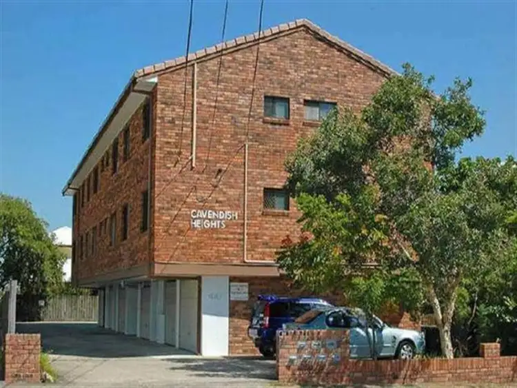 2/233 Cavendish Road, Coorparoo QLD 4151