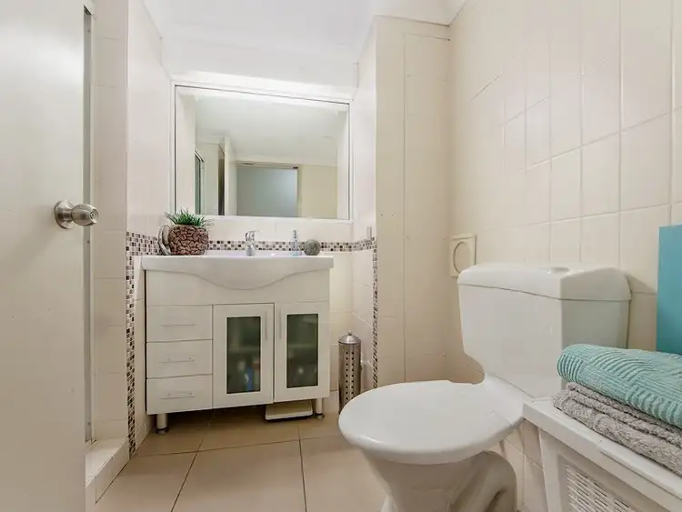 Fifth view of Homely unit listing, 8/164 High Street, Southport QLD 4215