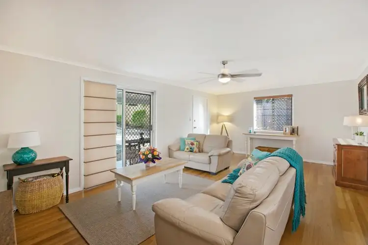 11 Wren Street, Birkdale QLD 4159