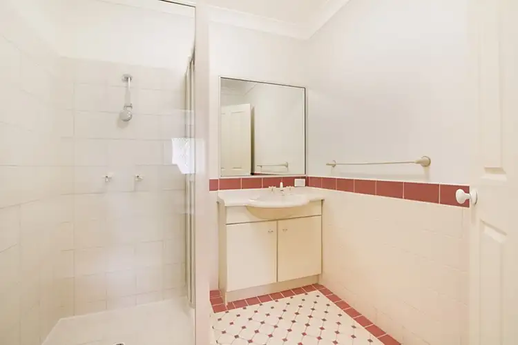 Fifth view of Homely house listing, 5/19 Doyalson Place, Helensvale QLD 4212
