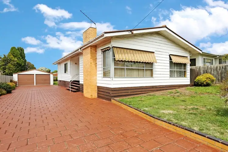 Second view of Homely house listing, 3 Cornish Avenue, Belmont VIC 3216