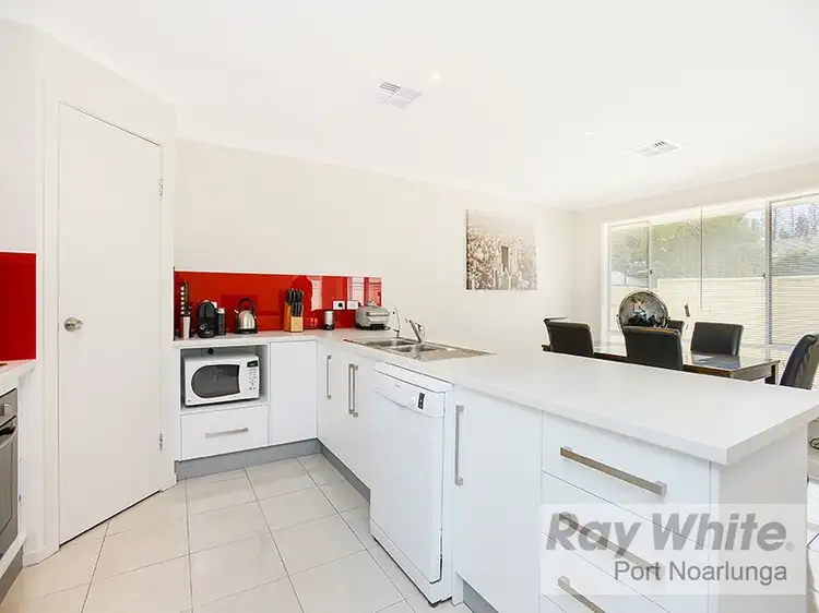 Seventh view of Homely house listing, 8 Karyn Crescent, Morphett Vale SA 5162