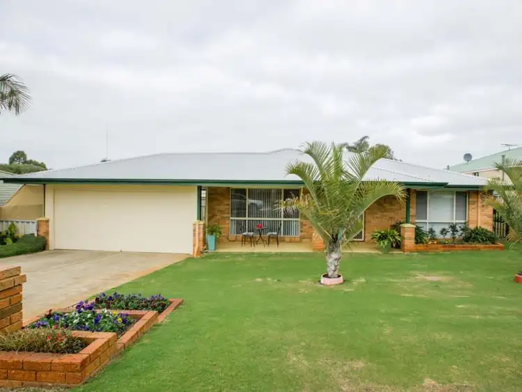 10 Hibiscus Court, Eaton WA 6232