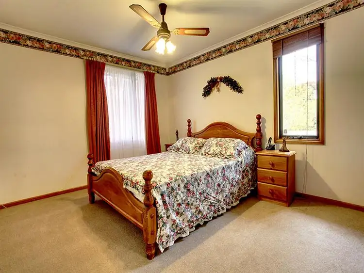 Sixth view of Homely house listing, 2 Milligan Drive, Para Vista SA 5093