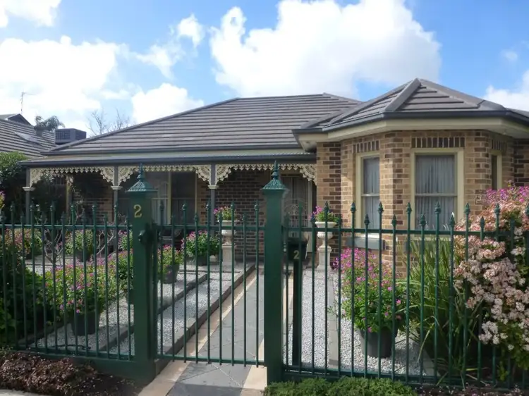 2 Landsborough, Echuca VIC 3564