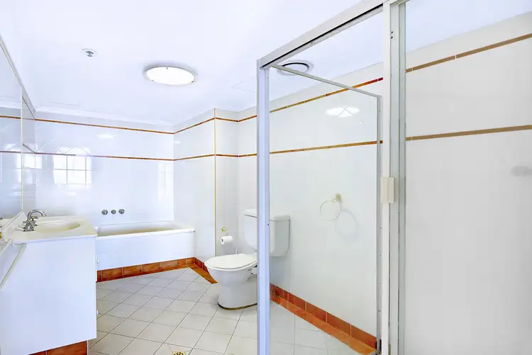 Seventh view of Homely apartment listing, 30/11 Hughes Avenue, Main Beach QLD 4217