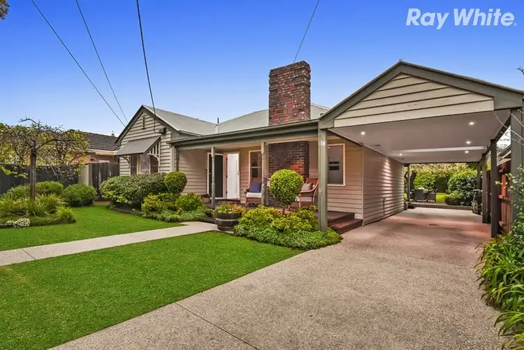 17 Munro Avenue, Cheltenham VIC 3192