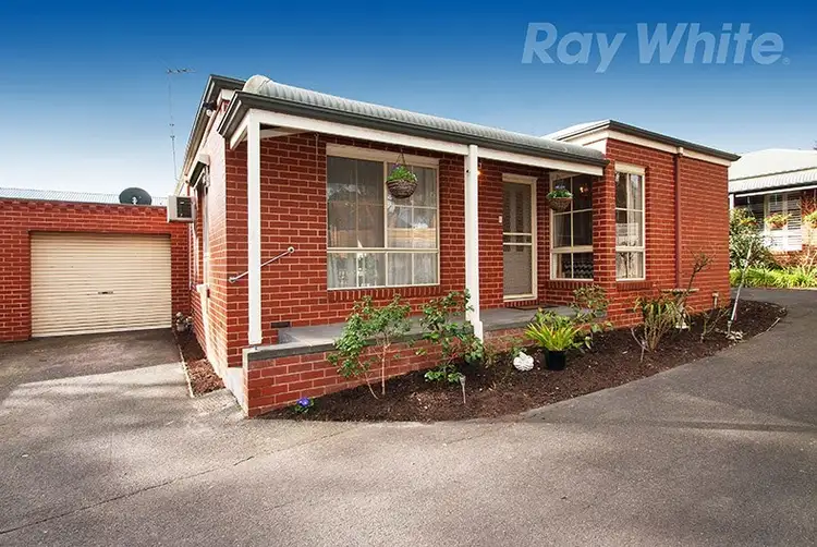 Main view of Homely unit listing, U2, 26 DIXON Avenue, Croydon VIC 3136