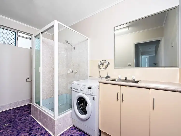 Seventh view of Homely apartment listing, 4/281 Lake Street, Cairns North QLD 4870