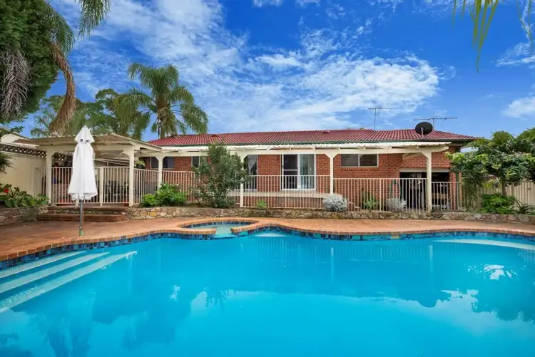 10 Lyndia Street, Ingleburn NSW 2565