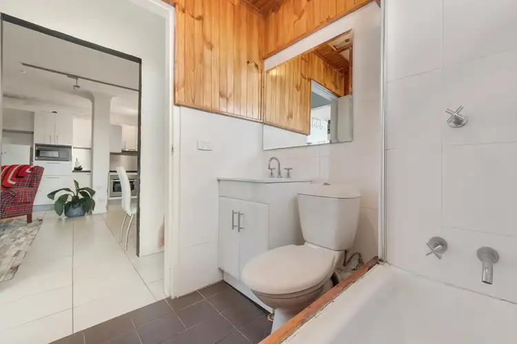 Sixth view of Homely unit listing, 10/5-7 Hoddle Avenue, Bradbury NSW 2560