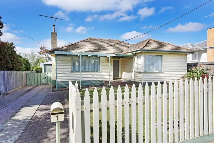 1 Marjorie Avenue, Belmont VIC 3216