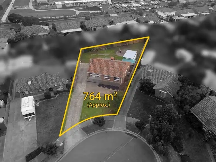 Second view of Homely house listing, 29 Fox Court, Jacana VIC 3047