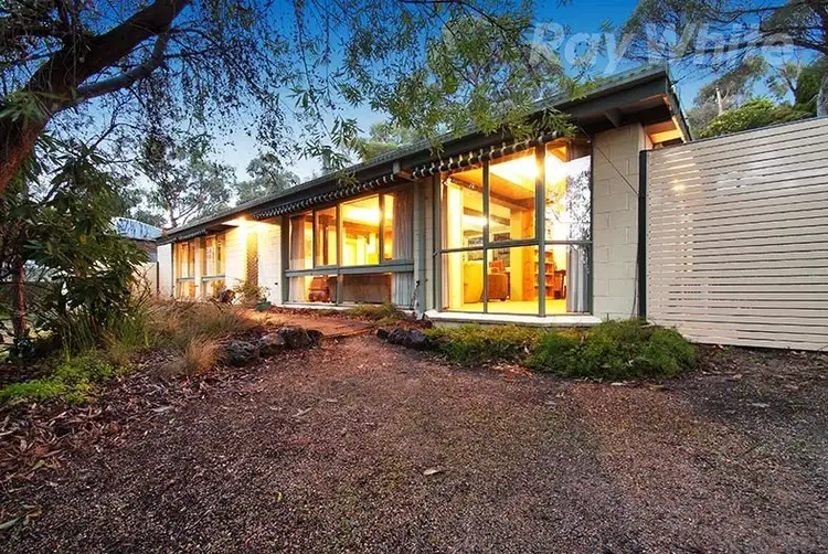 99 STRADBROKE Road, Montrose VIC 3765