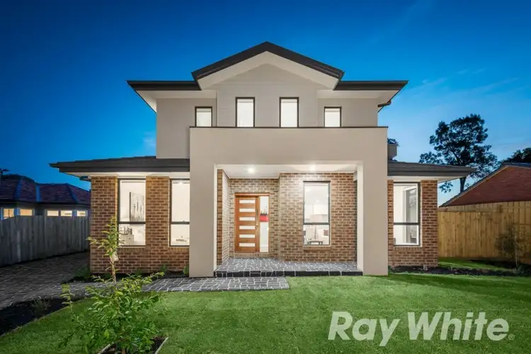 Unit 1 and 2/8 Wendover Avenue, Bayswater North VIC 3153