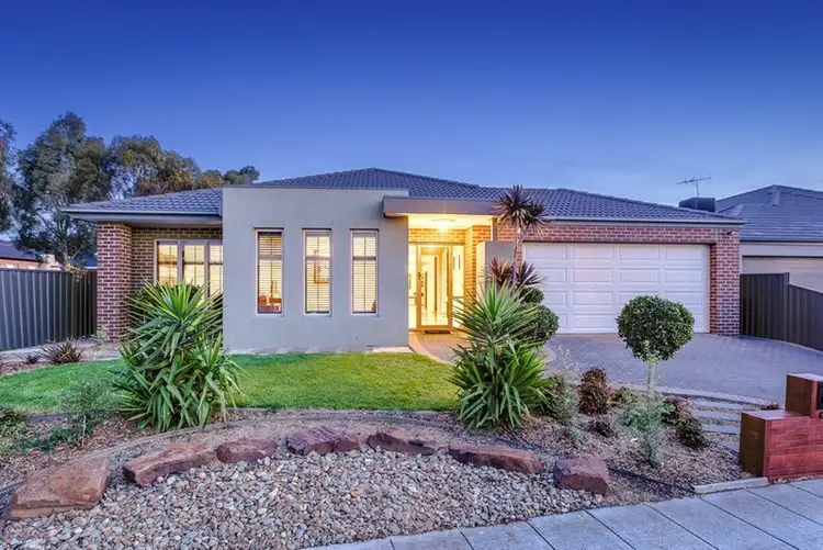 45 Viewgrand Boulevard, Epping VIC 3076