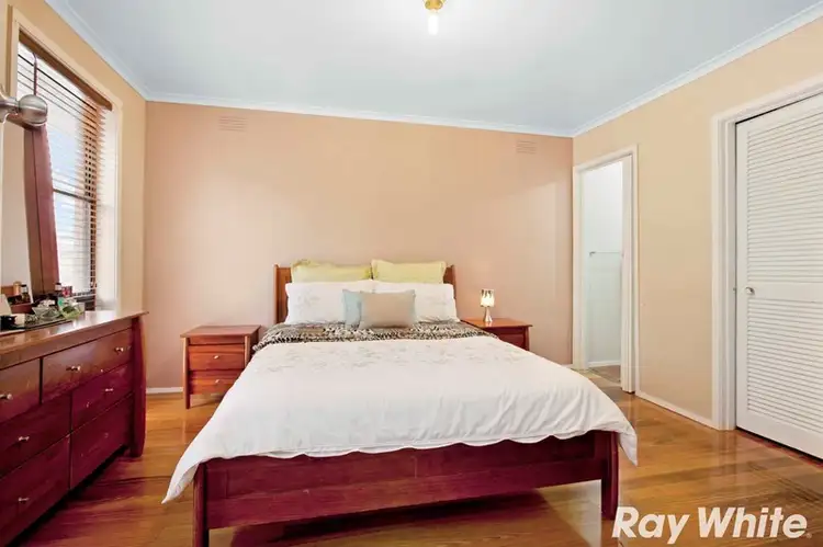 Fifth view of Homely house listing, 5 Farrelly Court, Epping VIC 3076