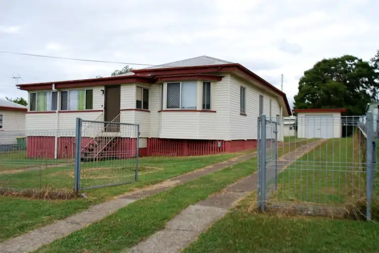 8 Greenham Street, Raceview QLD 4305