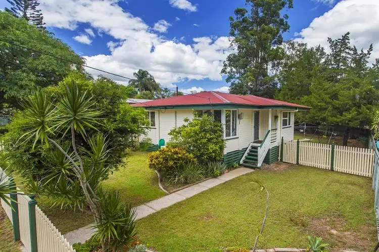 4 Leonard Street, Leichhardt QLD 4305