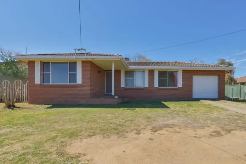 Main view of Homely house listing, 8 Jemmy Place, Tamworth NSW 2340