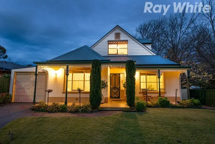 11 Forest Oak Drive, Upper Ferntree Gully VIC 3156