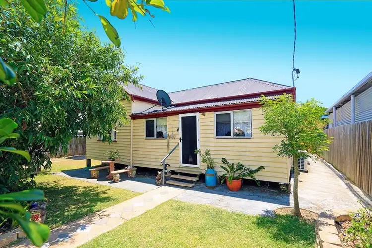 332 Denham Street, West Rockhampton QLD 4700