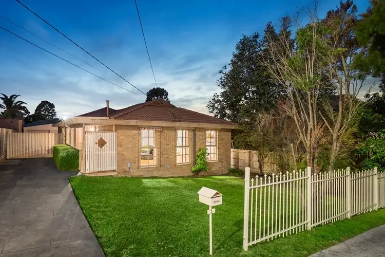 2 Nicholls Street, Macleod VIC 3085