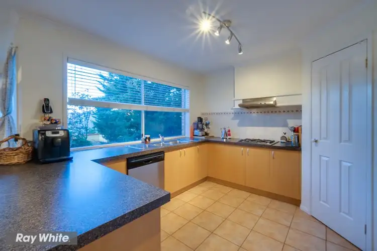 Seventh view of Homely house listing, 2 Knightsbridge Drive, Tarneit VIC 3029