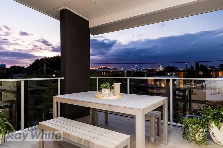 Main view of Homely unit listing, 6/33 Birdwood Street, Coorparoo QLD 4151