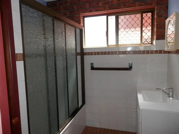 Sixth view of Homely unit listing, 2/10 Dinmore Street, Dinmore QLD 4303