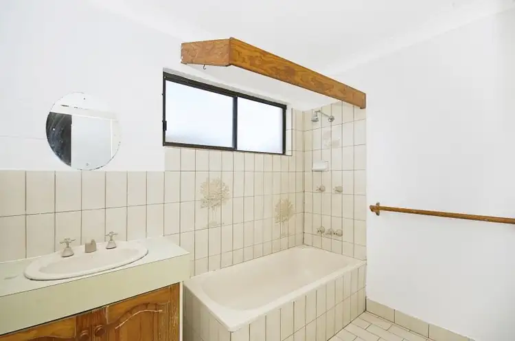 Sixth view of Homely house listing, 40 Yvette Street, Kelso QLD 4815