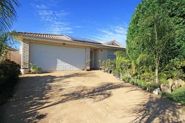 36 Wilkinson Crescent, Ingleburn NSW 2565