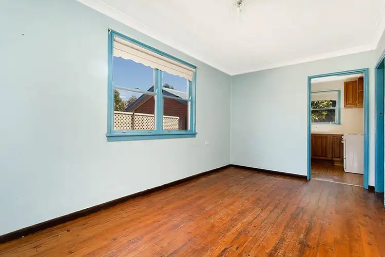 Fifth view of Homely house listing, 18 Anthony Street, Lake Illawarra NSW 2528