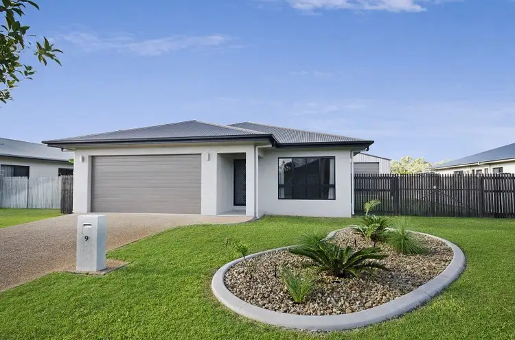 9 Eungella Court, Bushland Beach QLD 4818