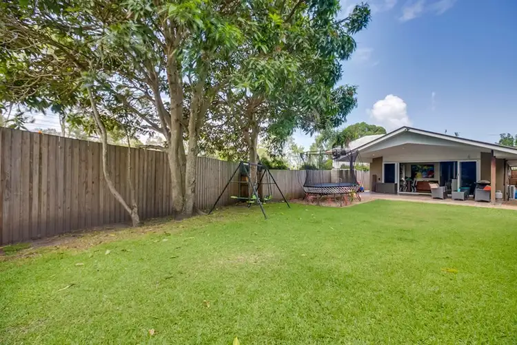 Fifth view of Homely house listing, 8 Ulagree Street, Wynnum West QLD 4178